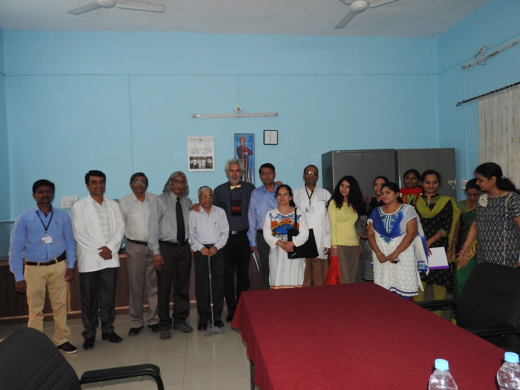 The head Prof. Kusal Das, researchers and students at the Laboratory of Vascular physiology and Medicine