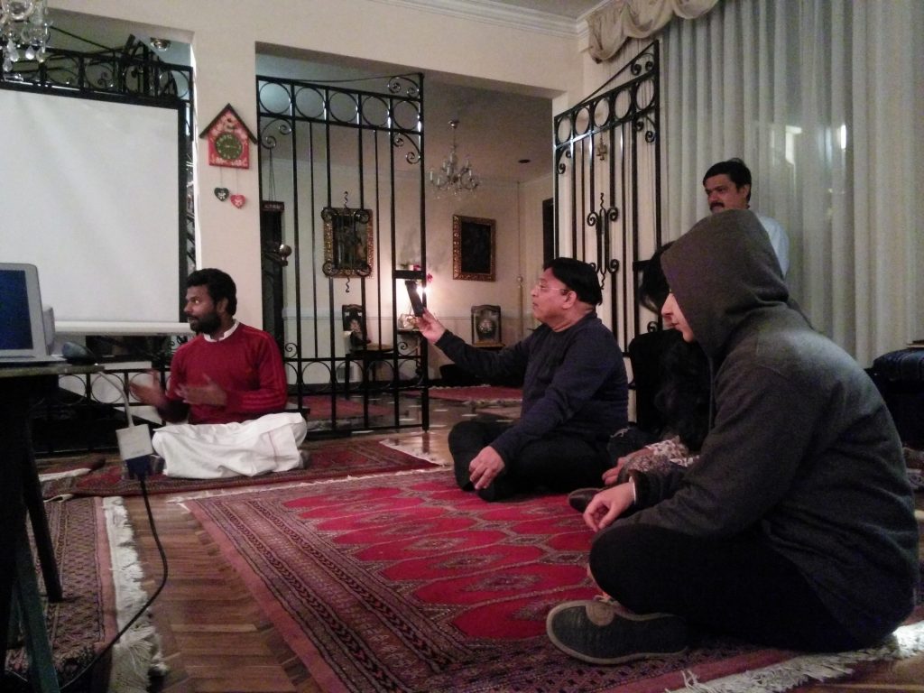Nam Deo's meditation session in the closing dinner.